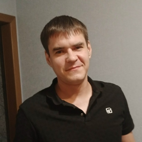 Сергей Семиколенных